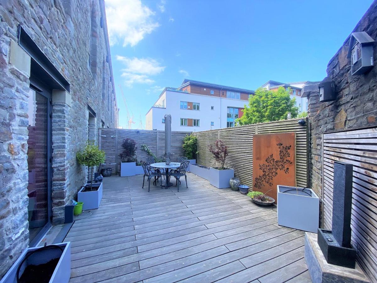 ブリストルSublime Waterfront Retreat With Private Terraceアパートメント エクステリア 写真